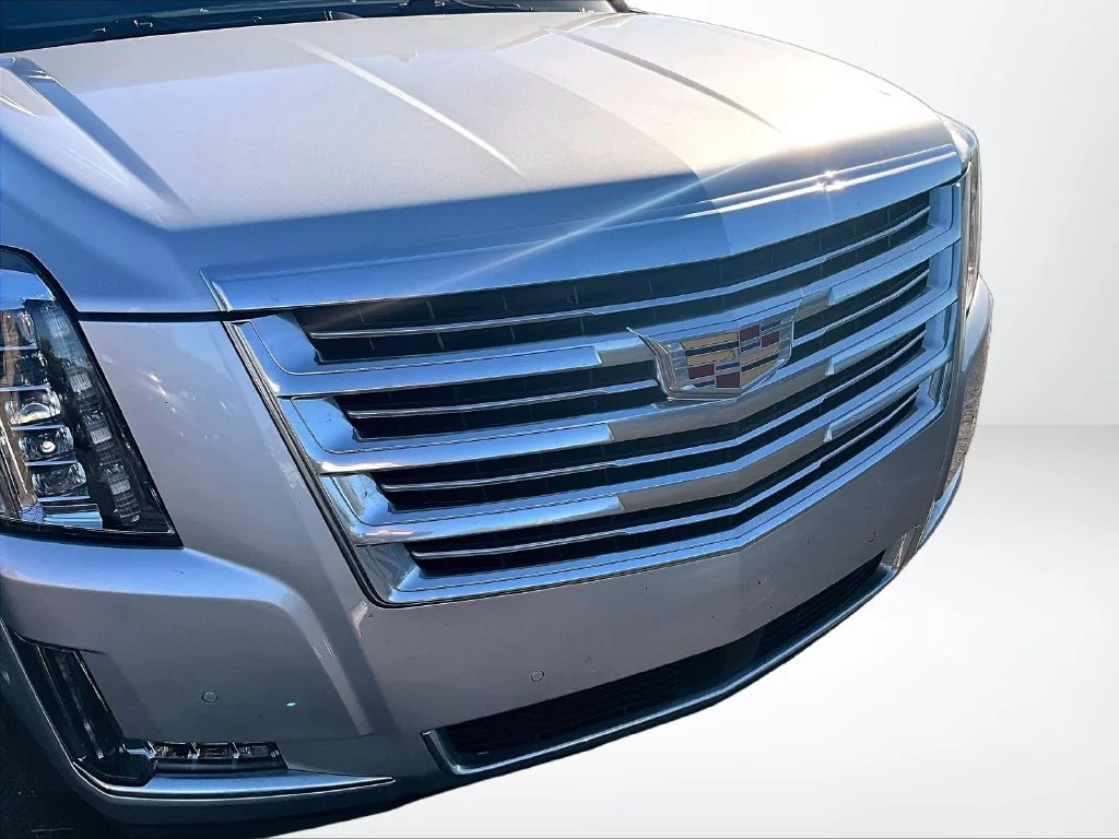 Used 2018 Silver Cadillac Platinum Edition image 27