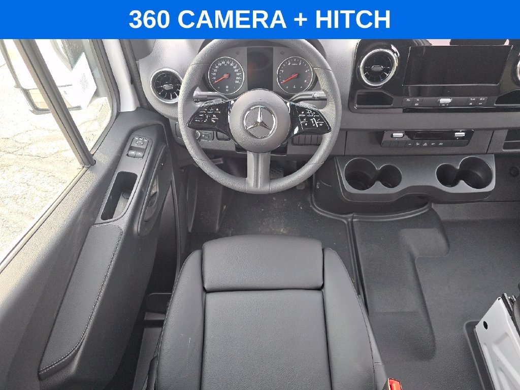New 2026 Arctic White Mercedes-Benz Cargo 170 WB image 15