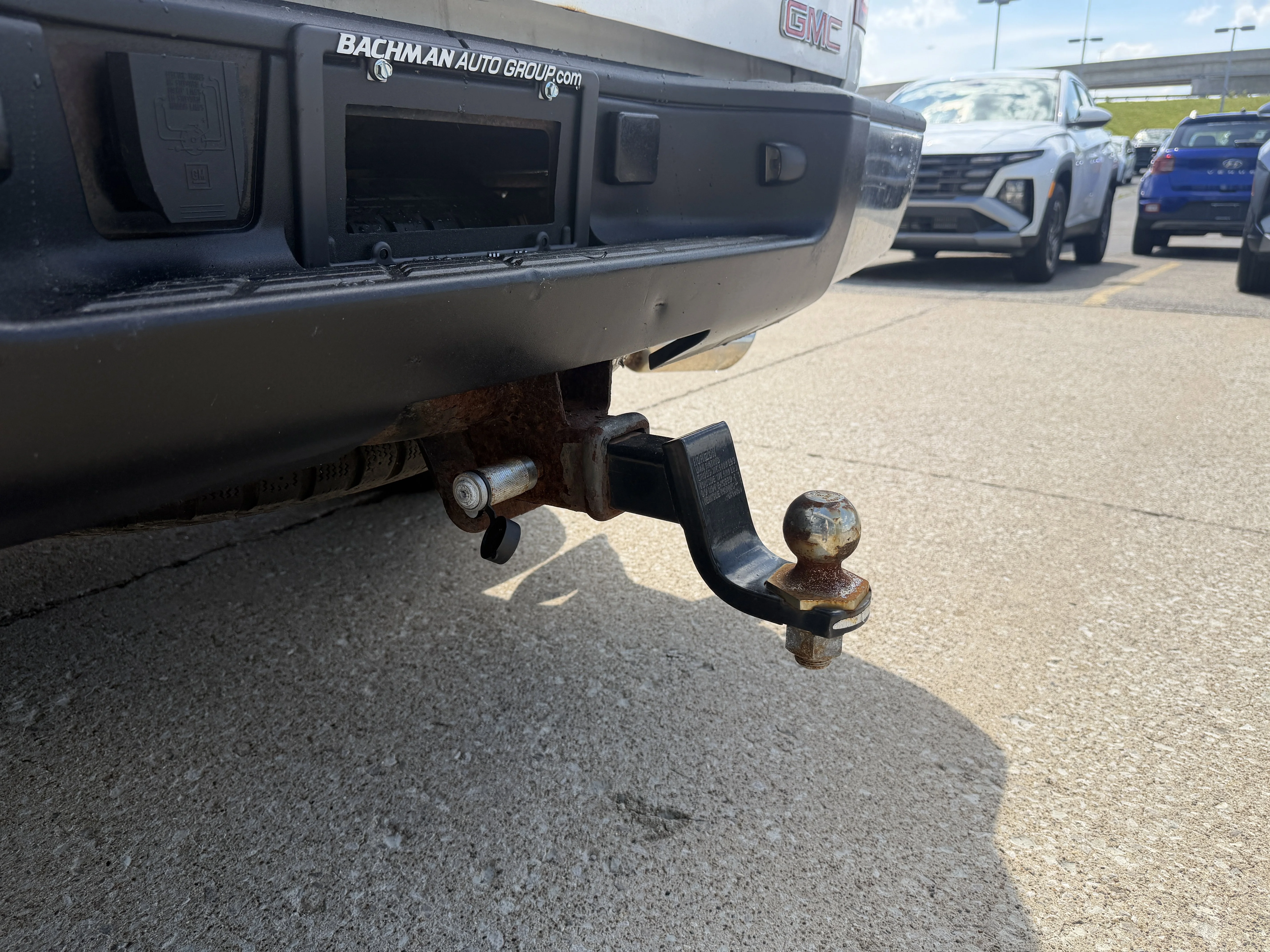 Used 2012 Summit White GMC SLE image 10