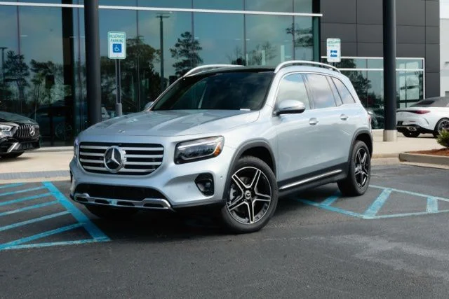 2026 Mercedes-Benz GLB GLB 250's photo