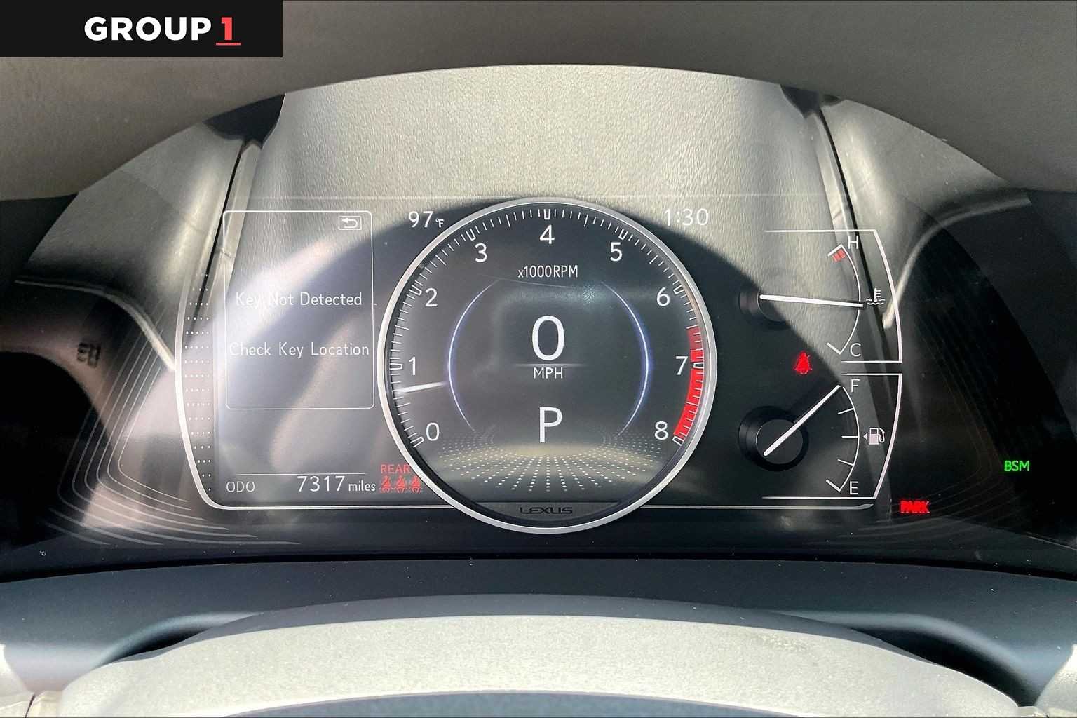 Used 2025 Eminent White Pearl Lexus  image 23