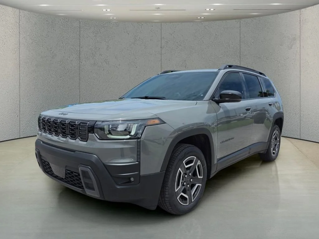 New 2026 Sting-Gray Clear-Coat Exterior Paint Jeep Limited image 10