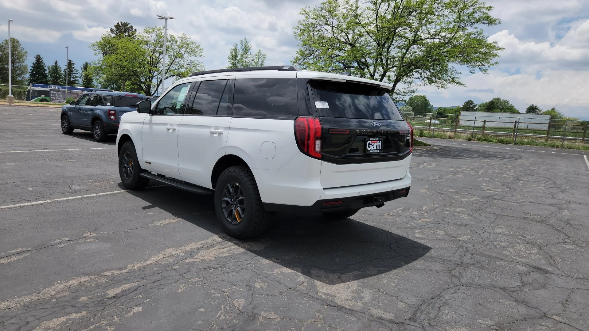 New 2026 Star White Metallic Tri-Coat Ford Tremor image 8