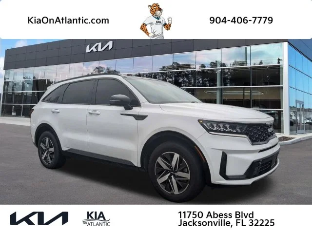 Used 2023 White Kia EX image 1
