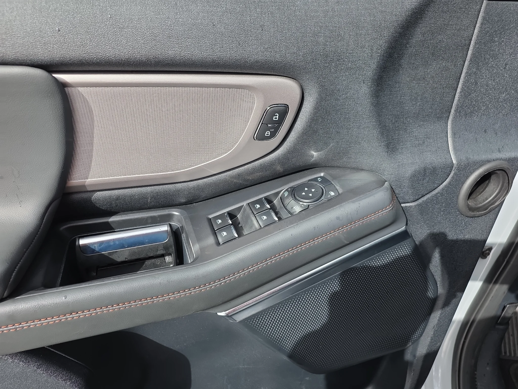 Certified Used 2025 Space Silver Ford Active image 25