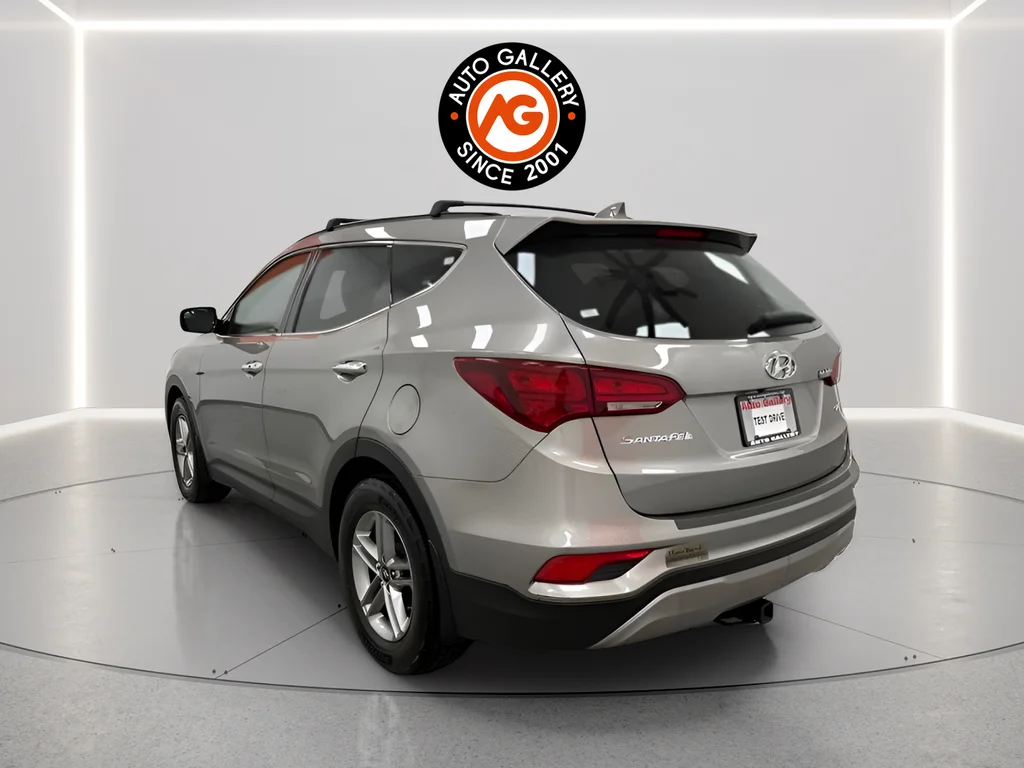 Used 2018 Gray Hyundai 2.4 Base image 6