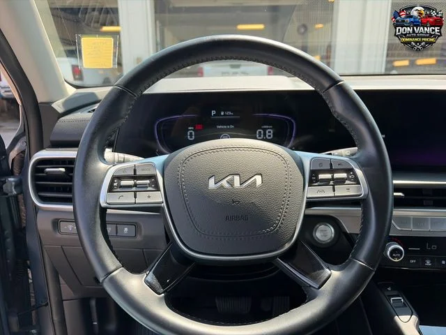 Used 2025 Silver Kia S image 14