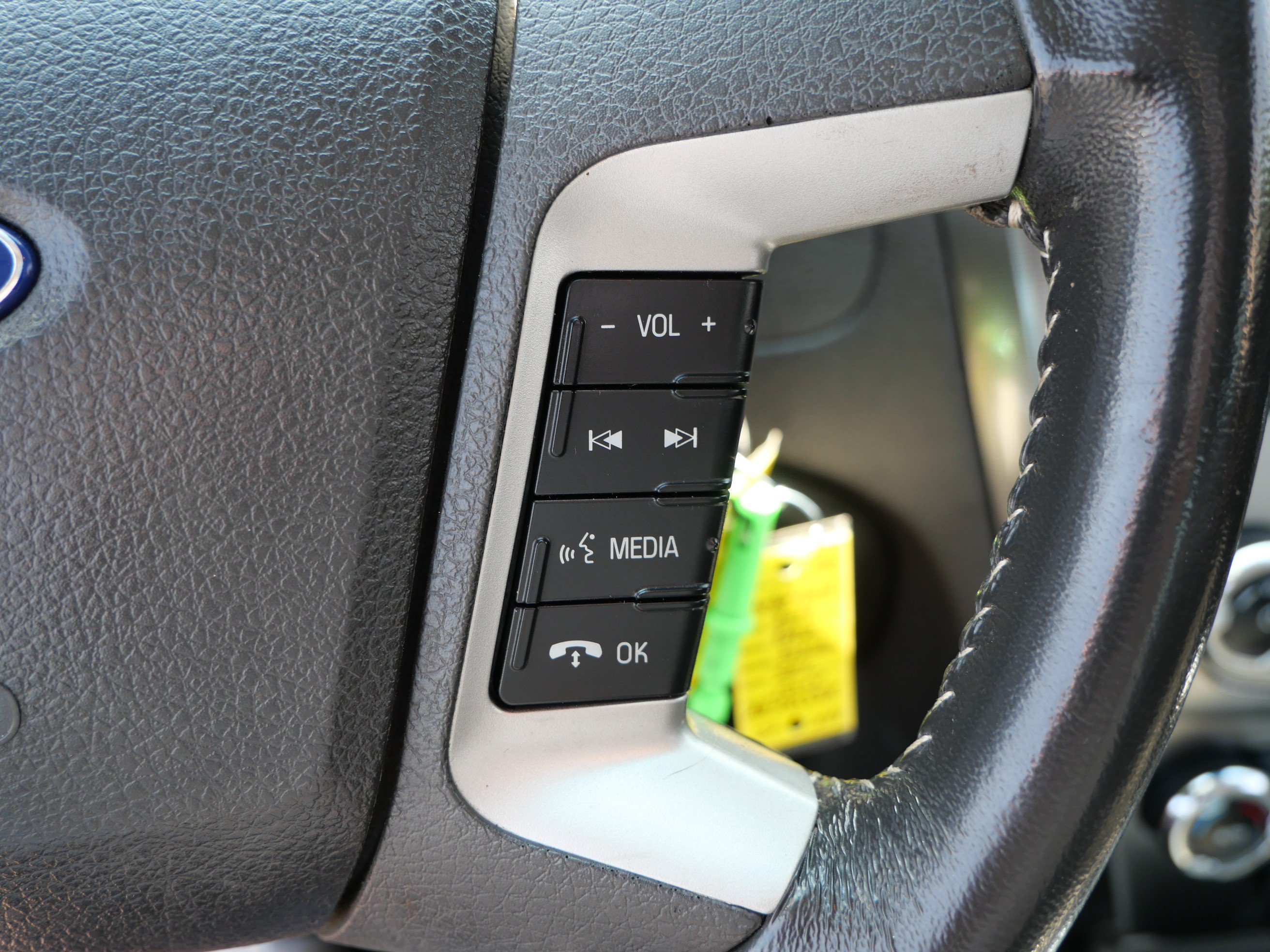 Used 2010 Gray Ford SEL image 19
