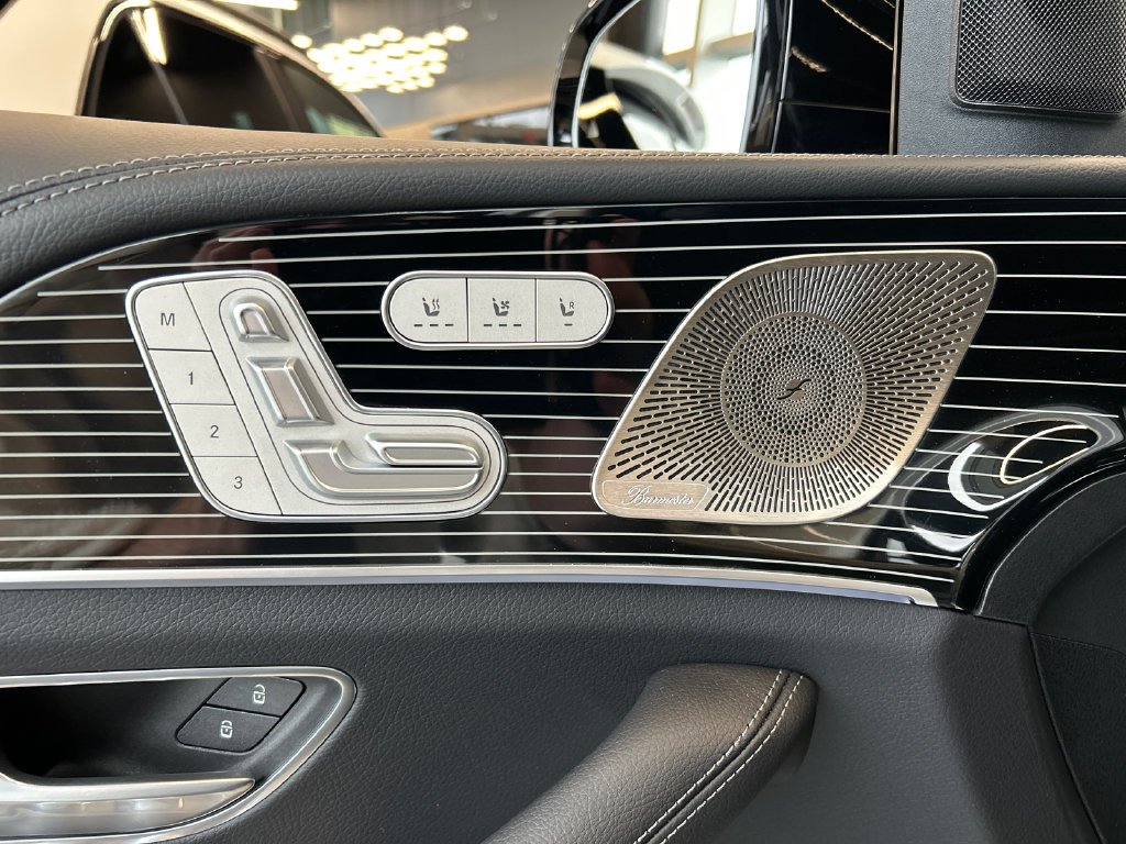 New 2027 Polar White Mercedes-Benz GLS 450 image 5