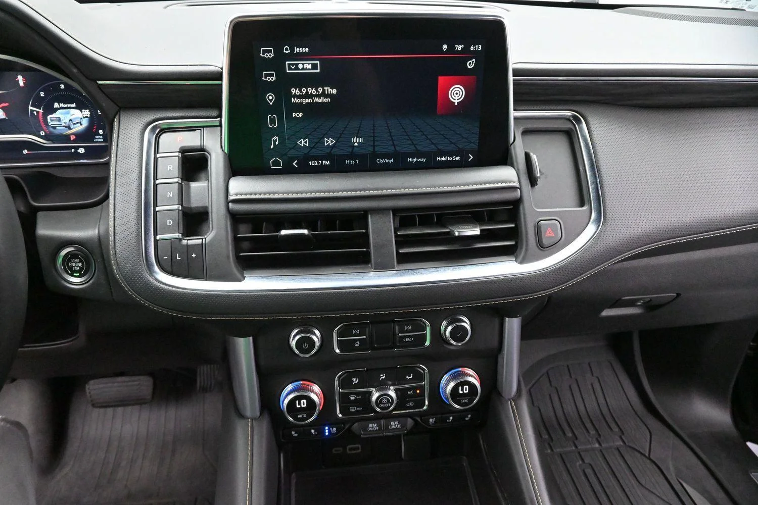 Used 2023 Onyx Black GMC SLT image 25