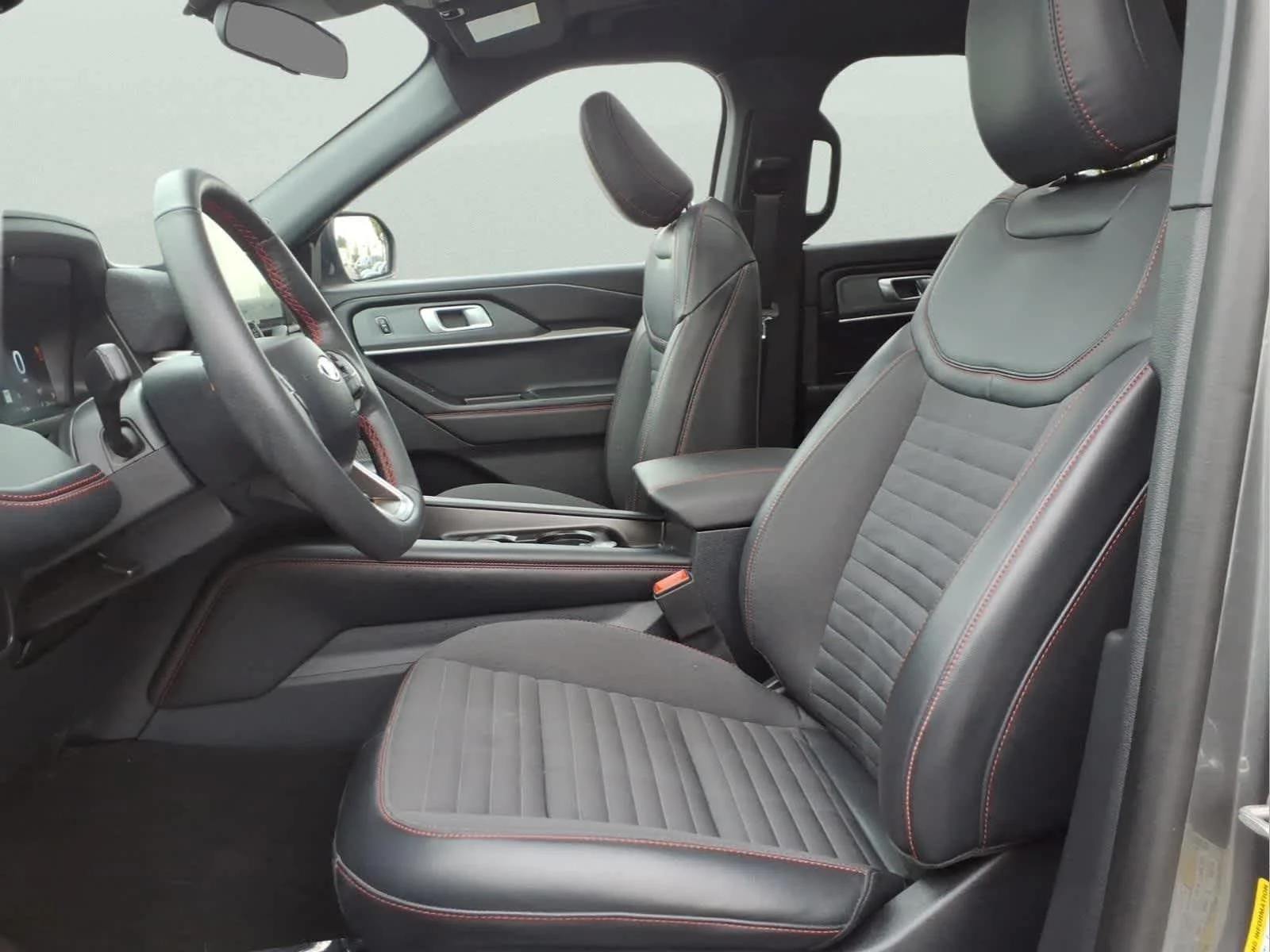Used 2026 Carbonized Gray Metallic Ford ST-Line image 15