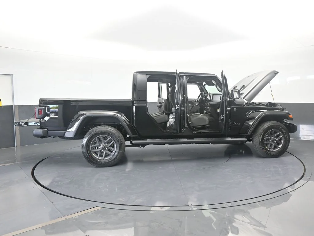 New 2026 Black Clear-Coat Exterior Paint Jeep Sport S image 64