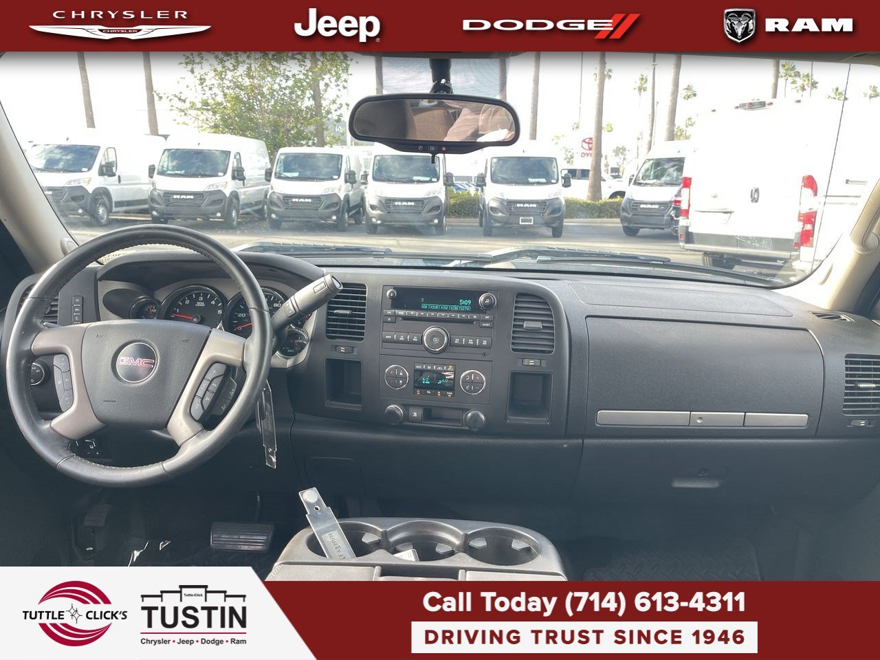Used 2011 Stealth Gray Metallic GMC SLE image 2