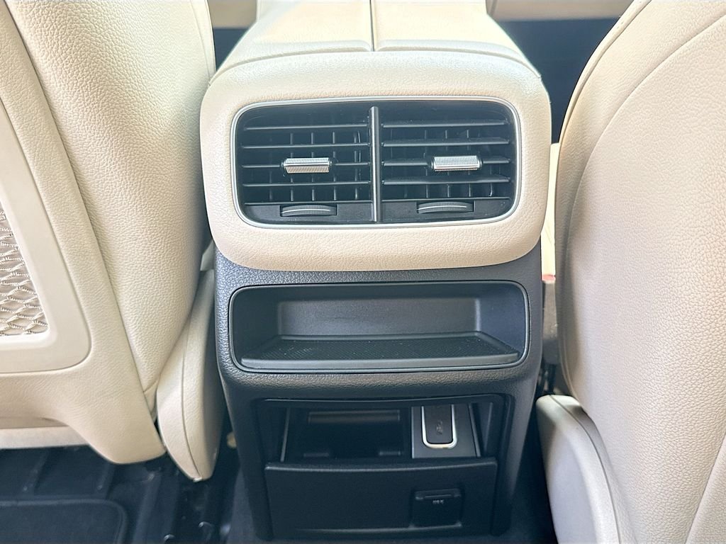 Used 2022 Polar White Mercedes-Benz GLE350 image 29