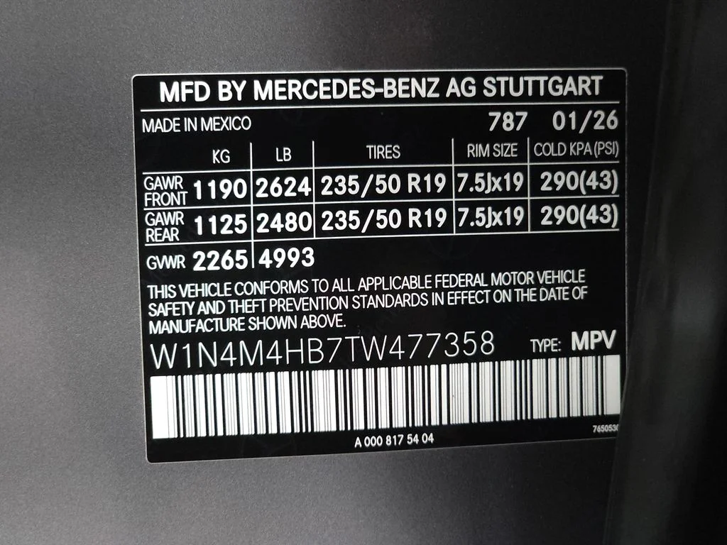 Certified Used 2026  Mercedes-Benz GLB 250 image 35