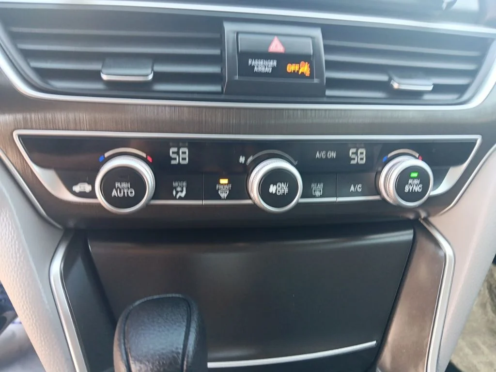 Used 2019 Modern Steel Metallic Honda LX image 22