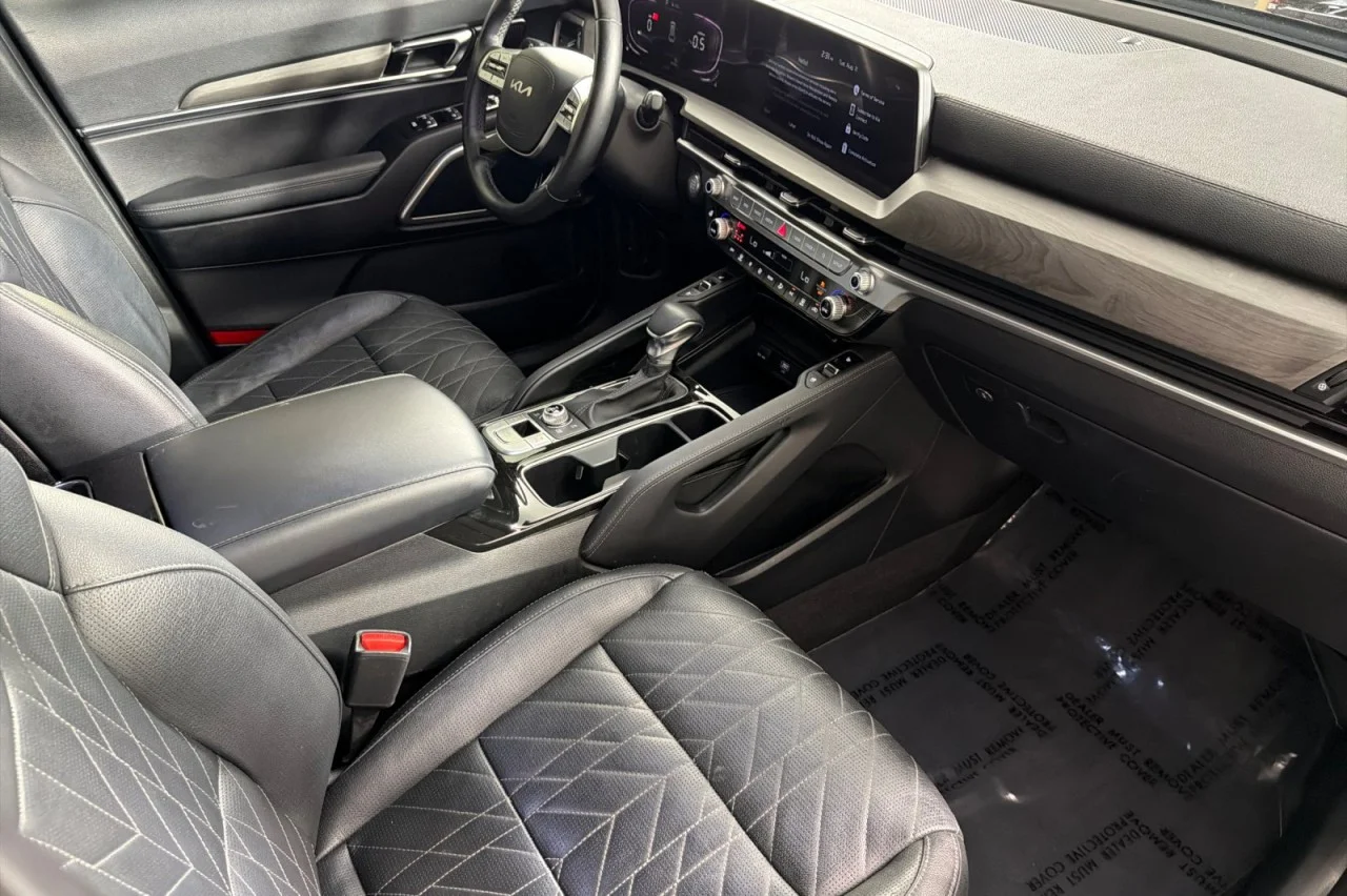 Used 2023 BLACK Kia EX X-Line image 15