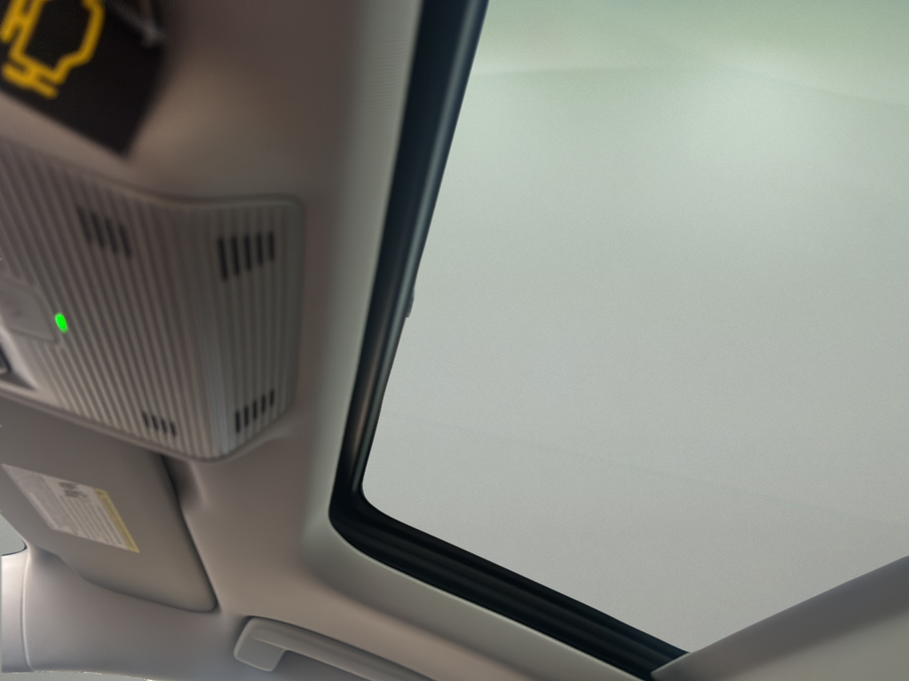 New 2026 White/off-white Volkswagen 2.0T SE image 28