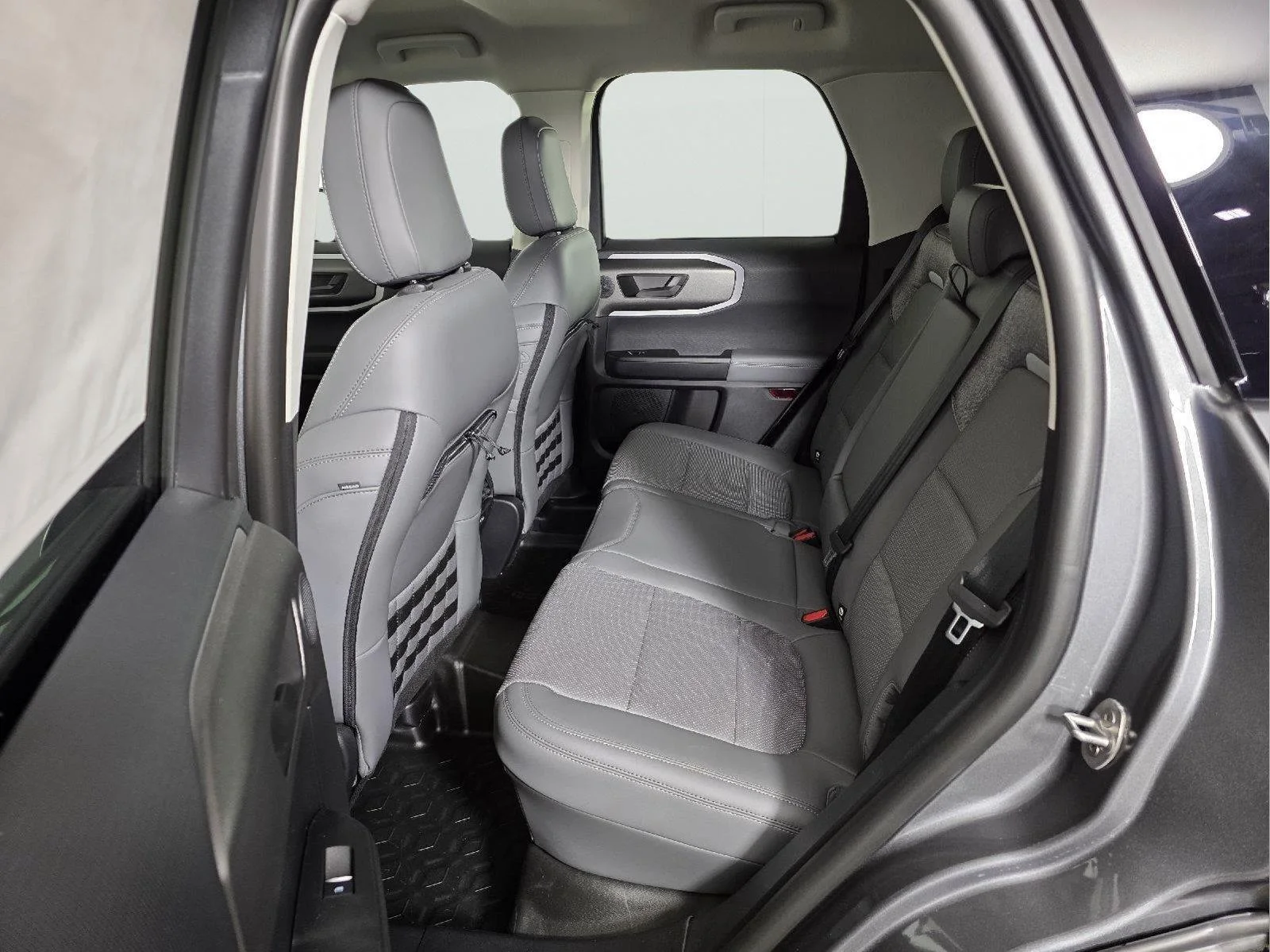 Used 2026 Carbonized Gray Metallic Ford Badlands image 18