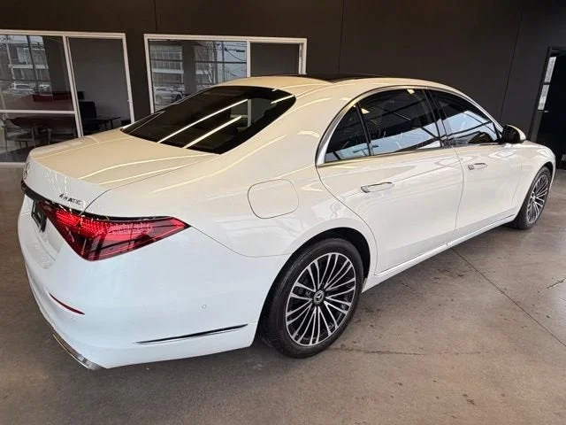 Used 2022 White Mercedes-Benz S 500 image 8