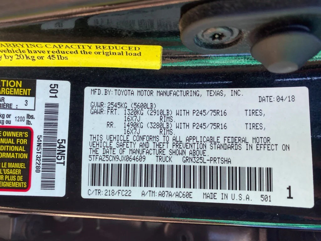 Used 2018 Black Toyota SR5 image 20