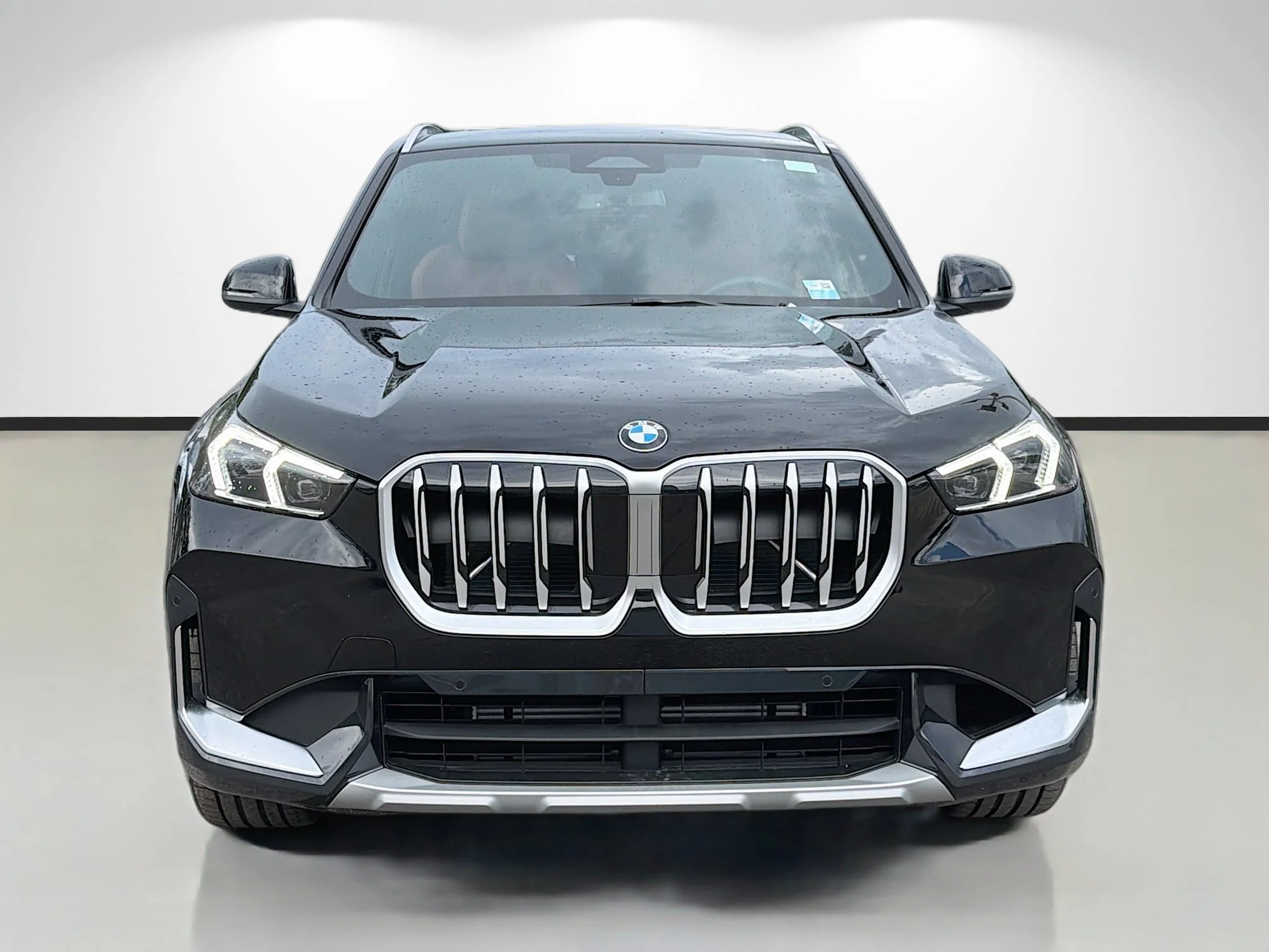 New 2026 Jet Black BMW xDrive28i image 8