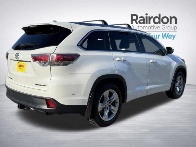 Used 2015 Blizzard Pearl Toyota Limited image 7