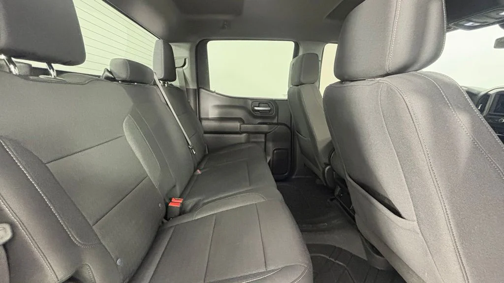 Used 2023 Blue Chevrolet Custom image 22