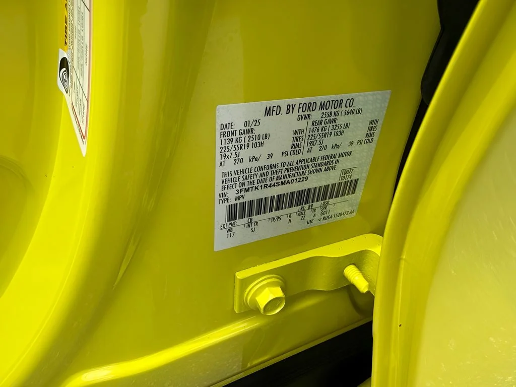 Used 2025 Yellow Ford Select image 20