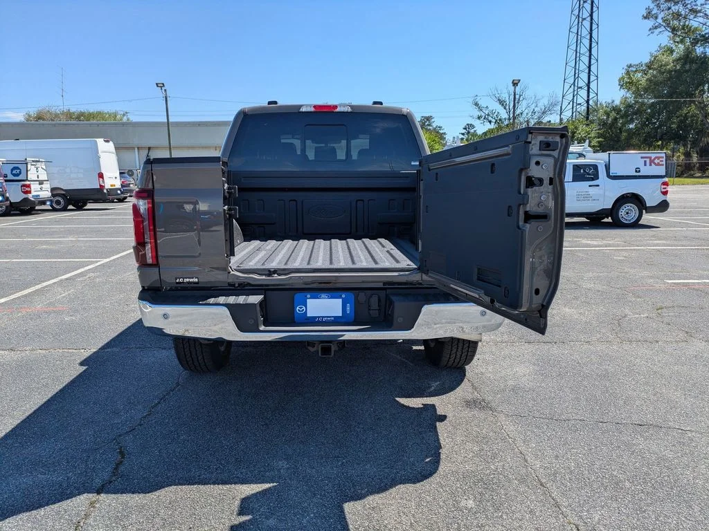New 2026 Marsh Gray Ford Lariat image 13
