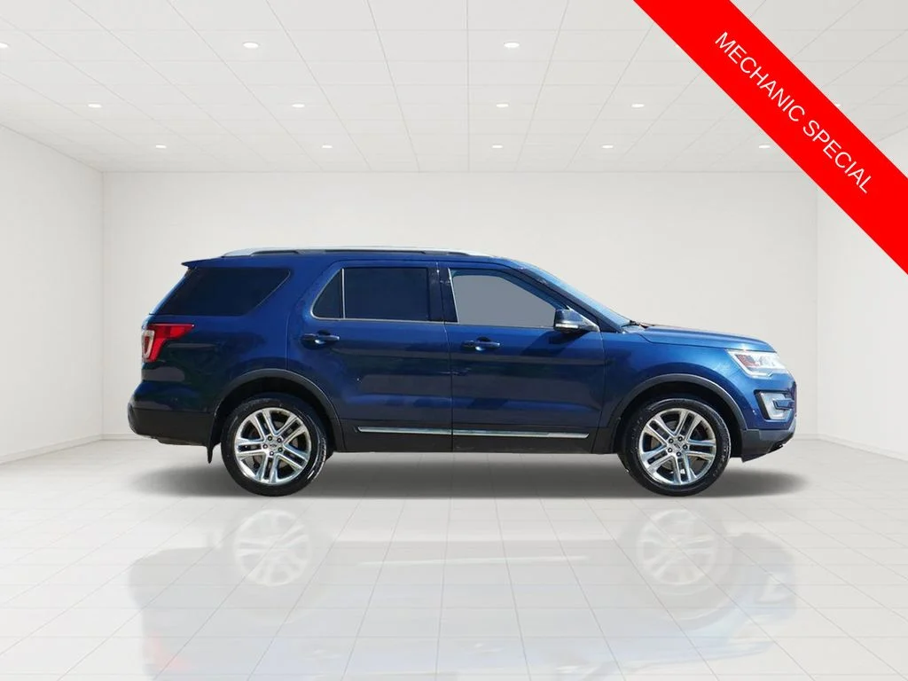 Used 2017 Ford Explorer XLT with VIN 1FM5K8D86HGA68526 for sale in White Bear Lake, MN