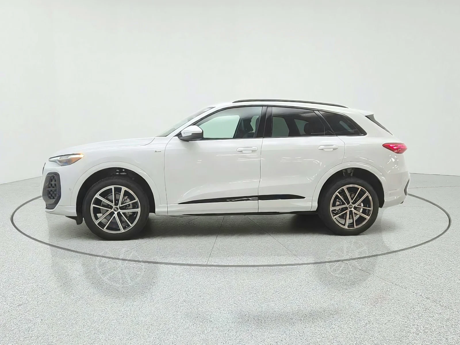 New 2026 Glacier White Metallic Audi Premium Plus 2.0 TFSI quattro image 8