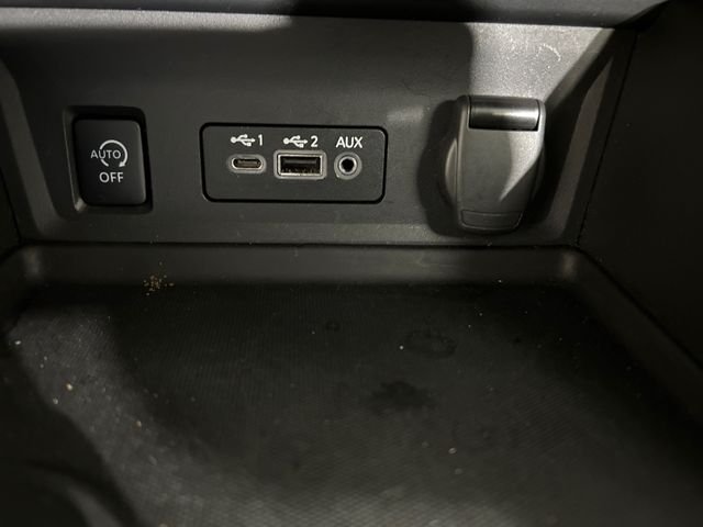 Used 2024 Gray Nissan SV image 30