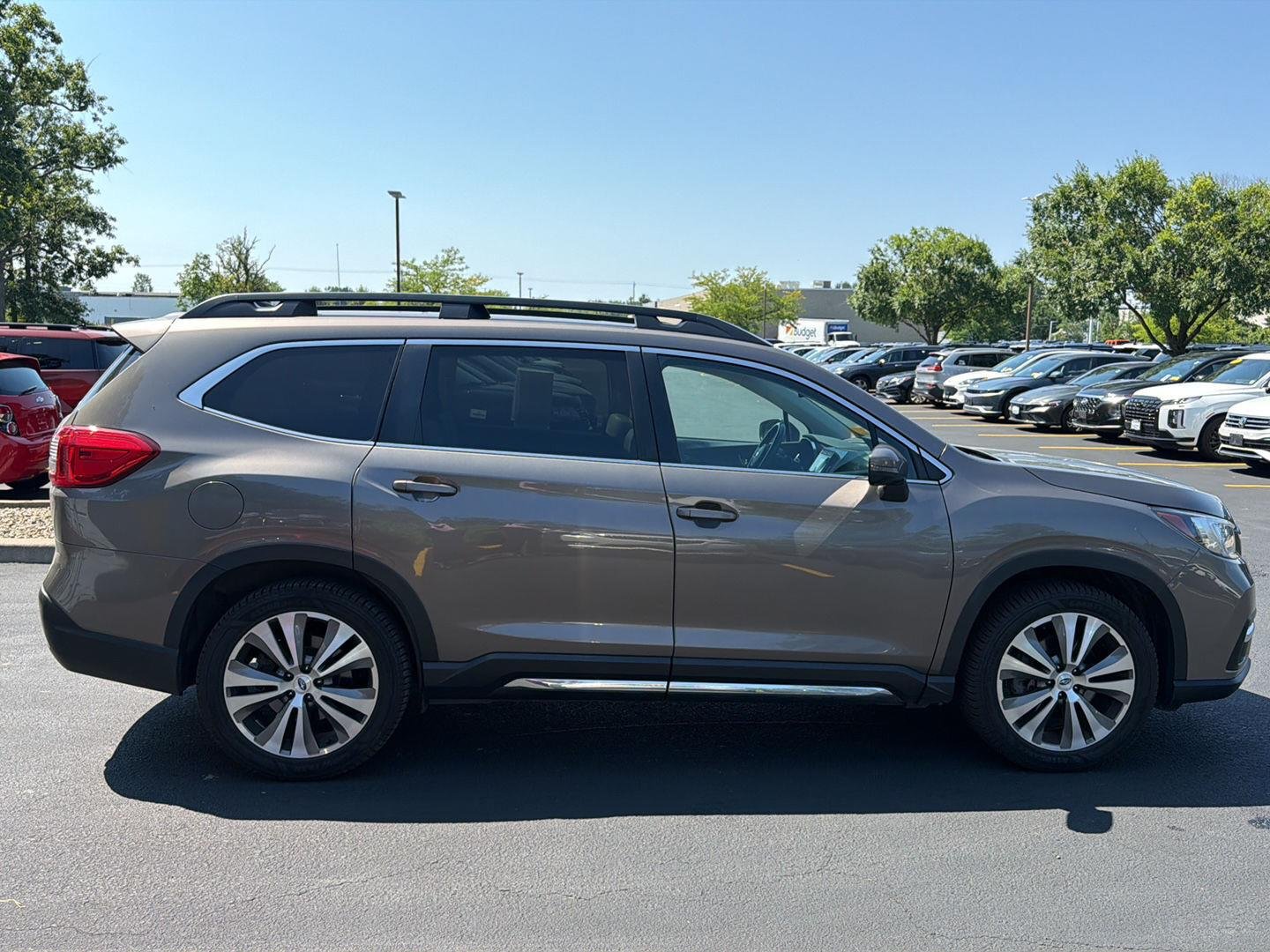 Used 2021 Brilliant Bronze Metallic Subaru Limited image 8