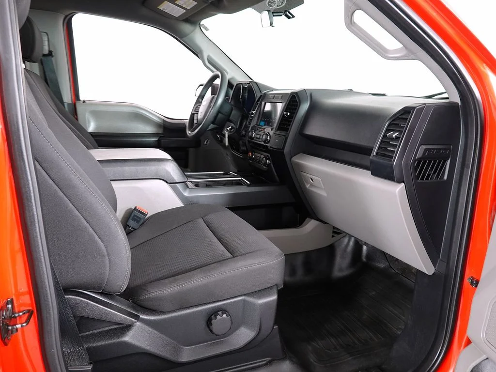 Used 2018 Red Ford XL image 14