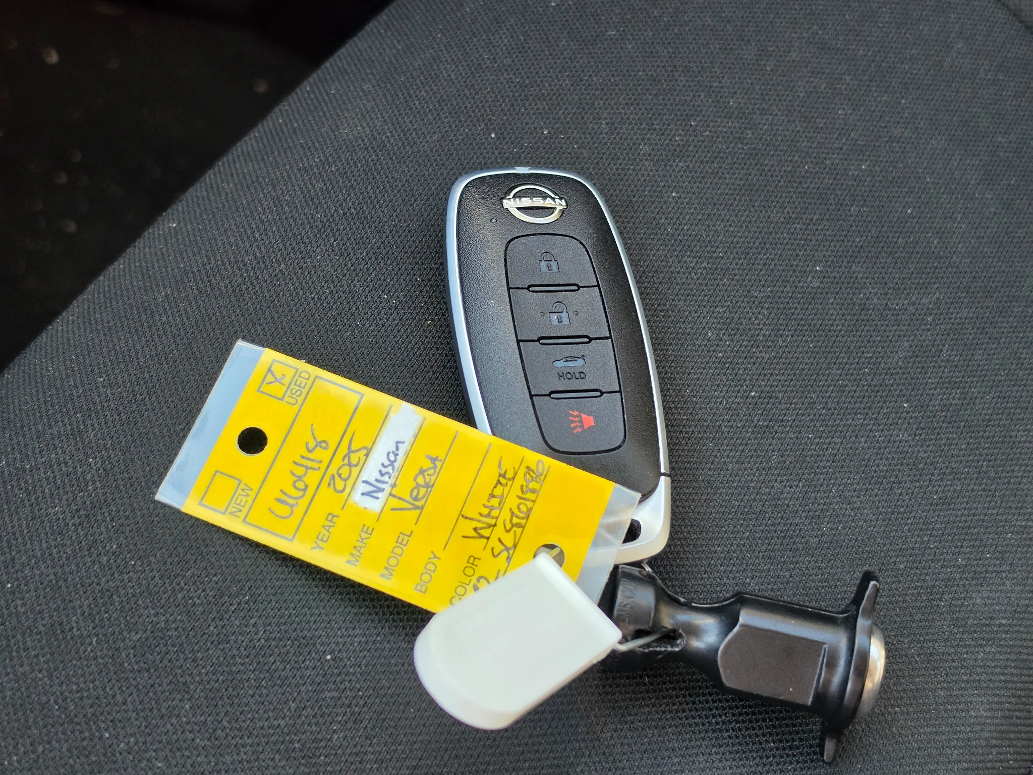 Used 2025 Aspen White Tricoat Nissan SV image 15