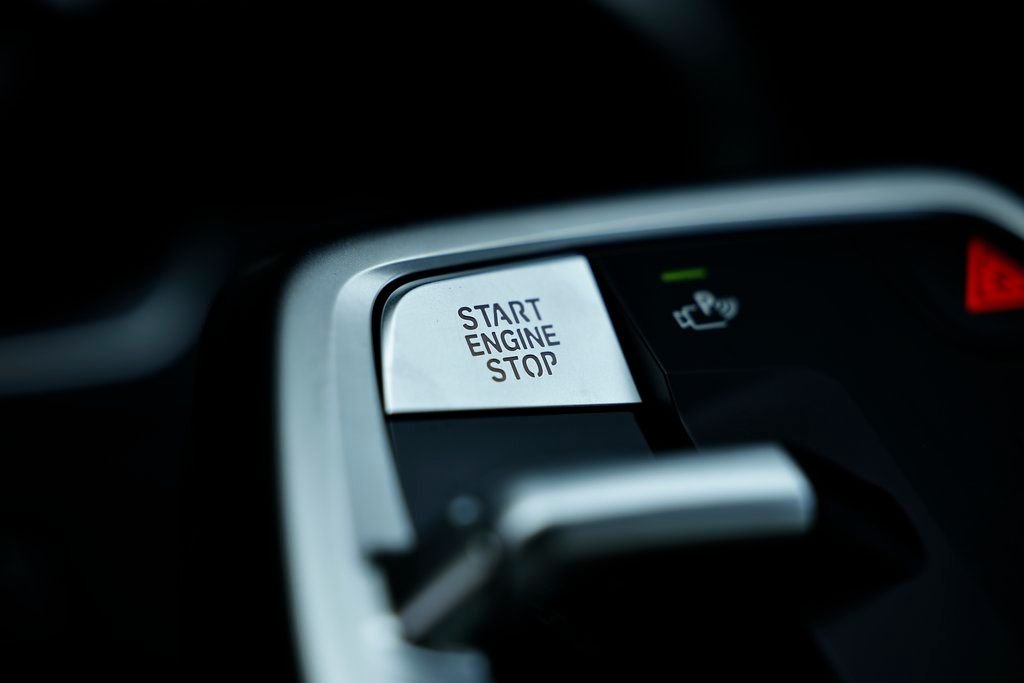 New 2026 Portimao Blue Metallic BMW xDrive28i image 39