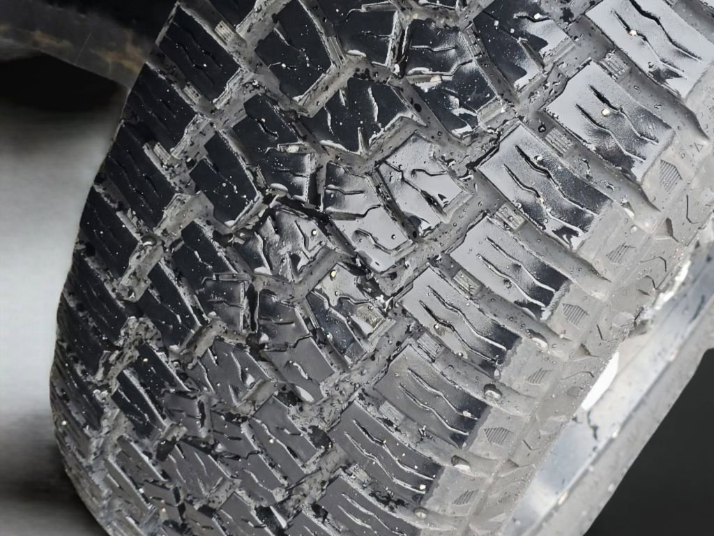Used 2015 Black Toyota SR5 image 19