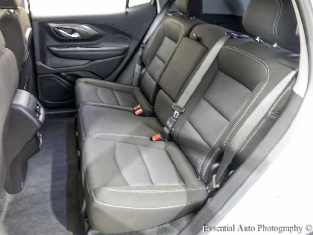 Used 2024 Summit White GMC SLE image 12