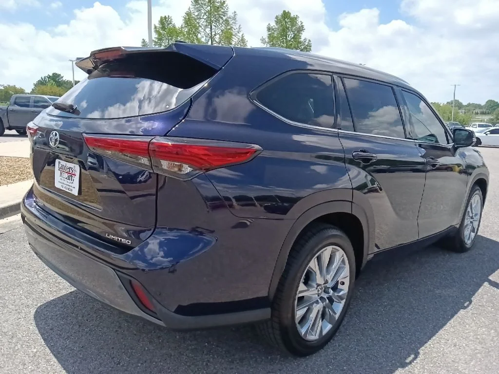 Used 2021 Blue Toyota Limited image 3