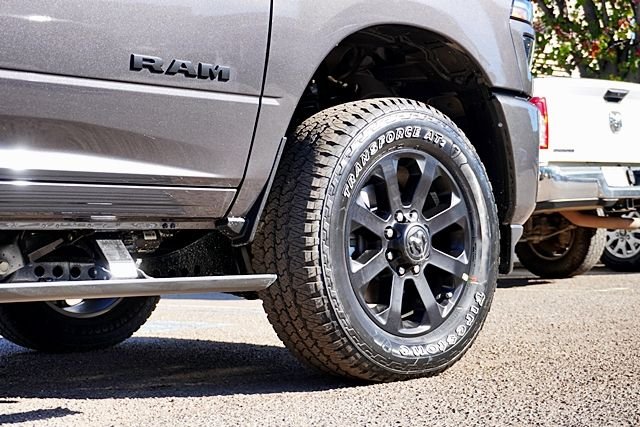 New 2026 Granite Crystal Metallic Clear-Coat Exterior Paint RAM Laramie image 8