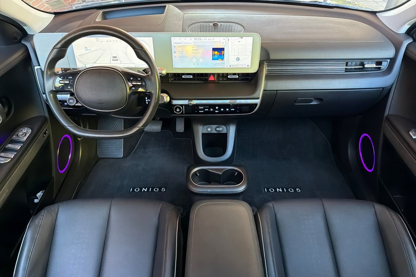 Used 2024 Green Hyundai Limited image 18