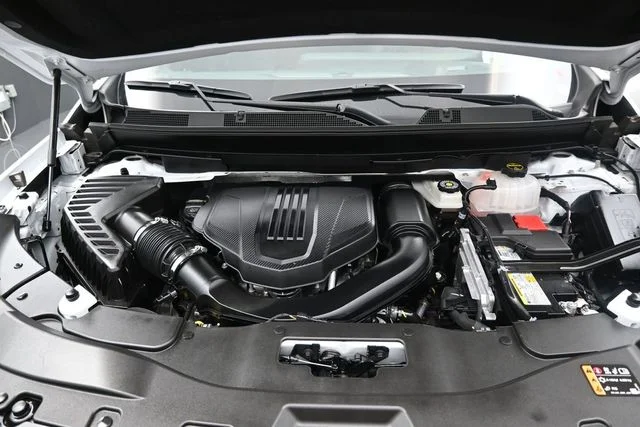 Used 2025 Beige Chevrolet LT image 40