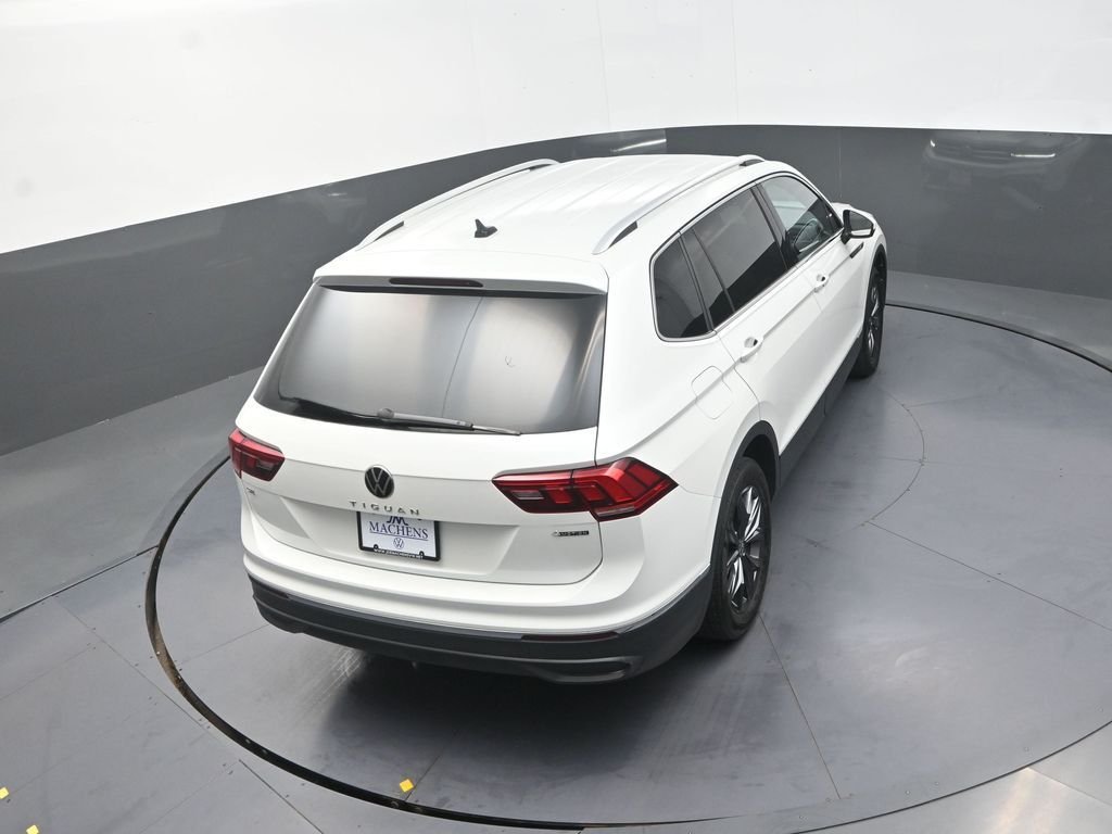 Used 2023 White Volkswagen 2.0T SE image 21