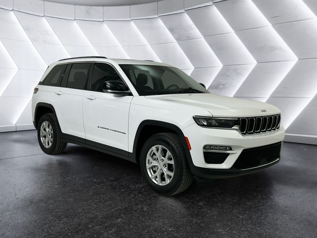 Used 2023 White Jeep Limited image 1
