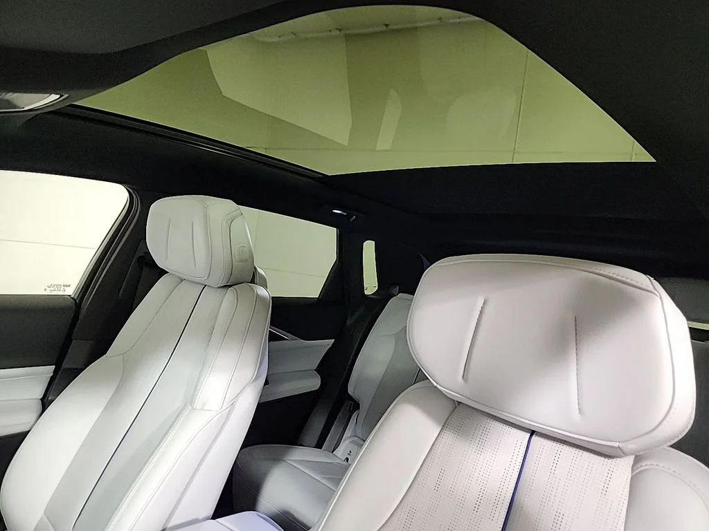 Used 2024 White Cadillac Luxury image 12