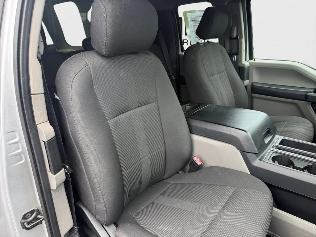 Used 2018 Silver Ford XL image 24