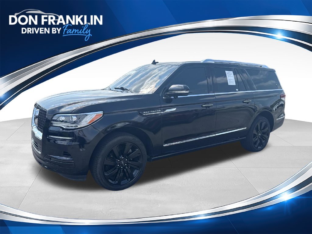 Used 2024 Black Lincoln Reserve image 1
