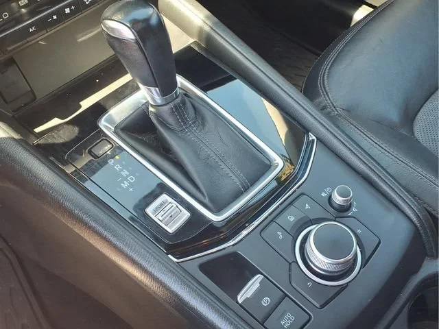 Used 2021  Mazda Touring image 9