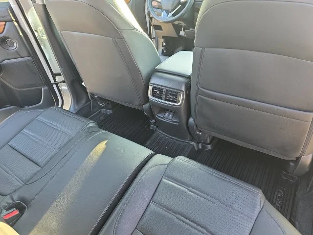 Used 2020 White Honda Touring image 12